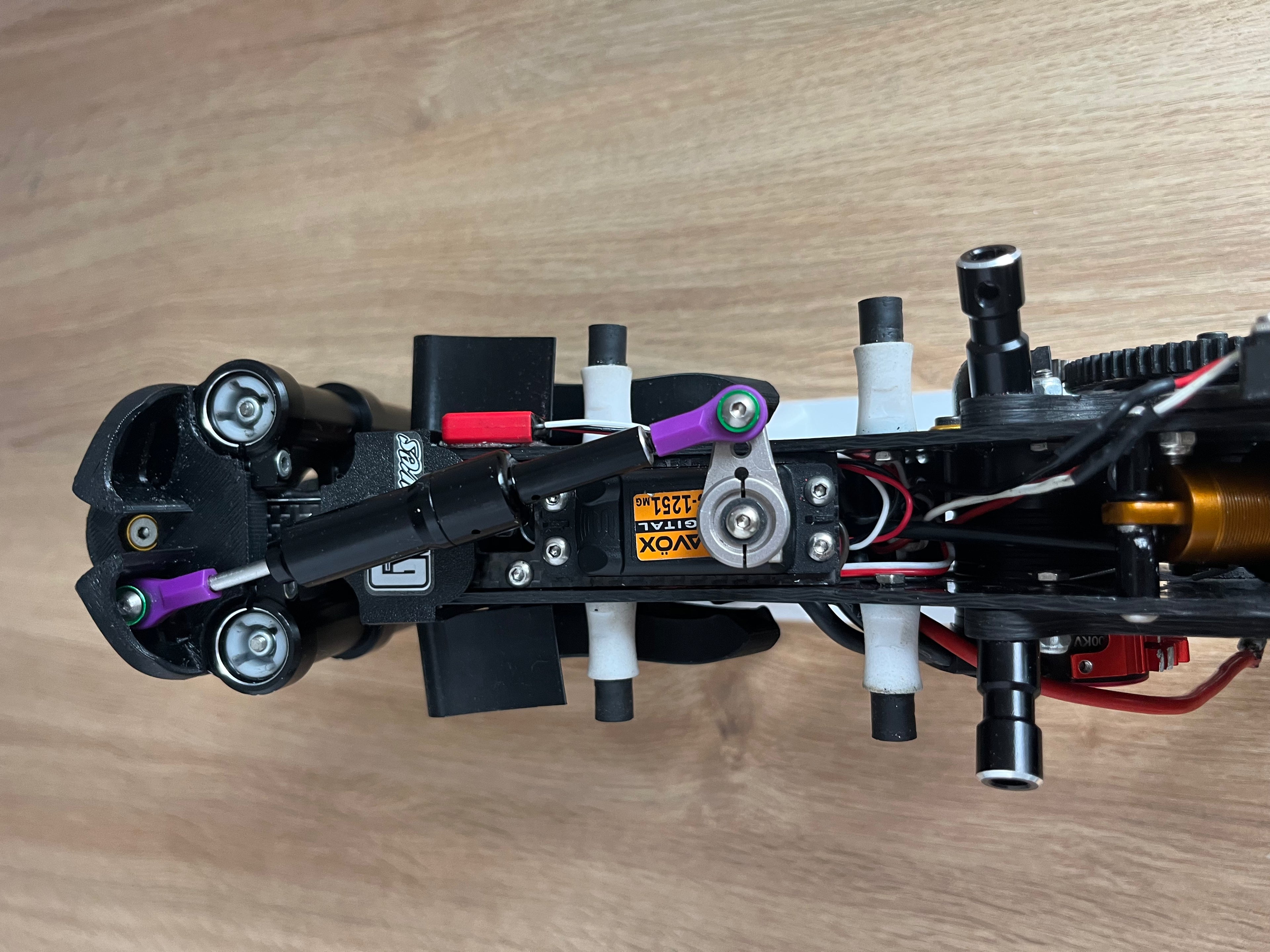 Soporte carrocería moto 1/5 RC